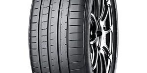 Yokohama Advan Sport V107b 305/30R21