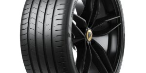 MATRAX Urcola+ 235/40R18